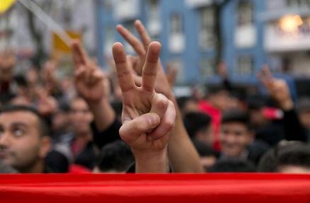No Pasaran